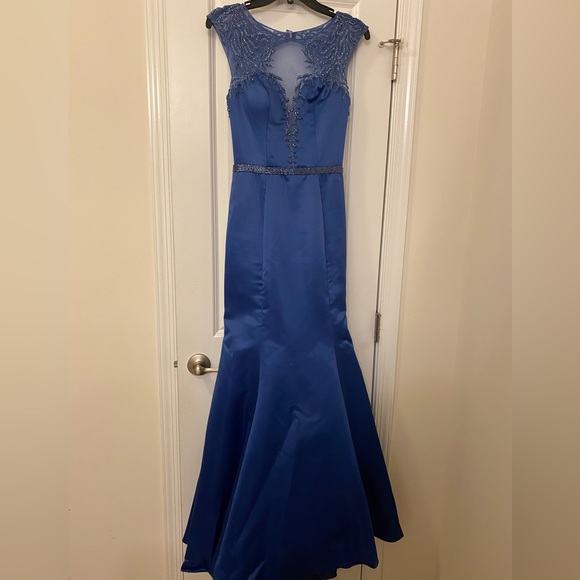 Prom Dress - Picture 5 of 6